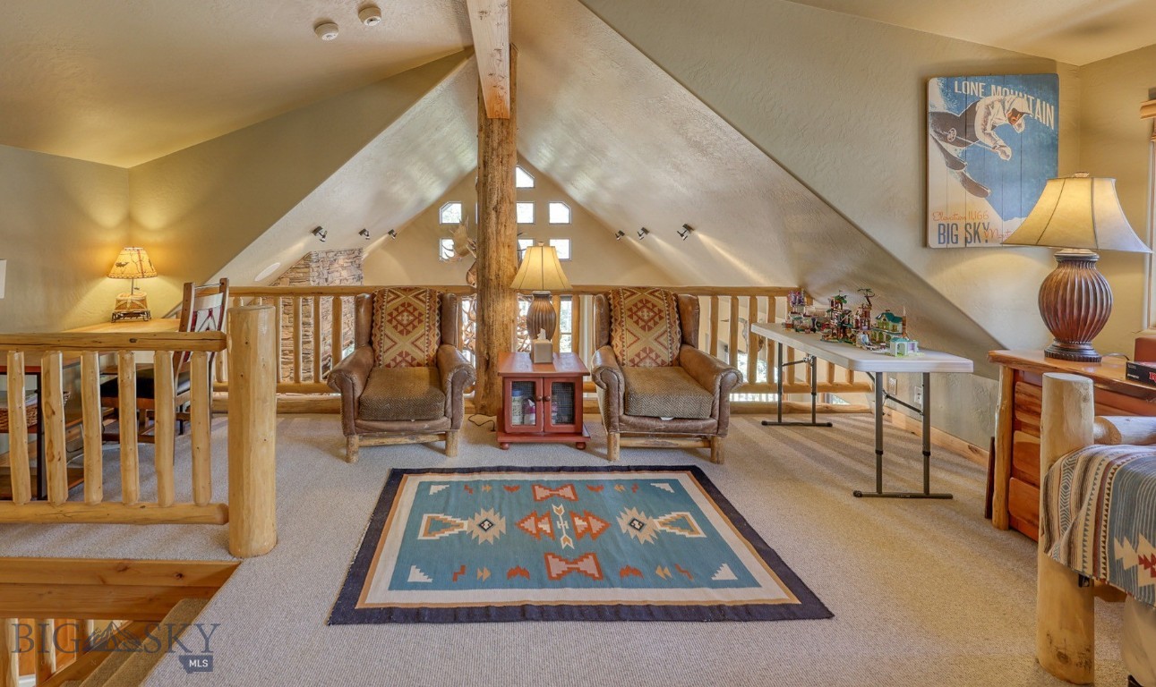 5 Shadow Ridge Property Photo 26