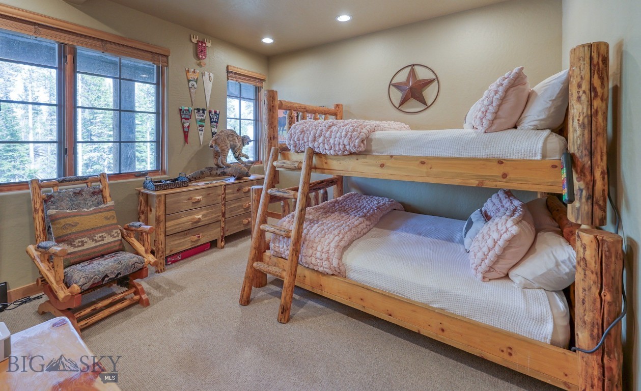 5 Shadow Ridge Property Photo 31