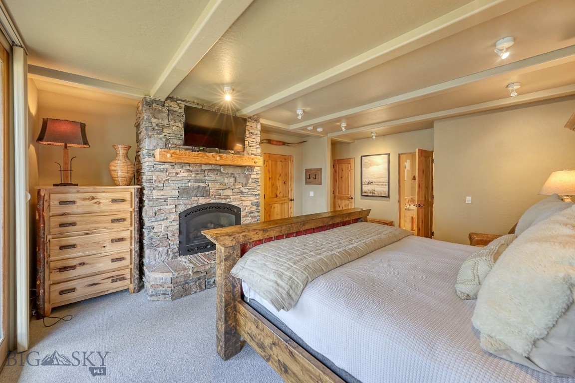 5 Shadow Ridge Property Photo 38