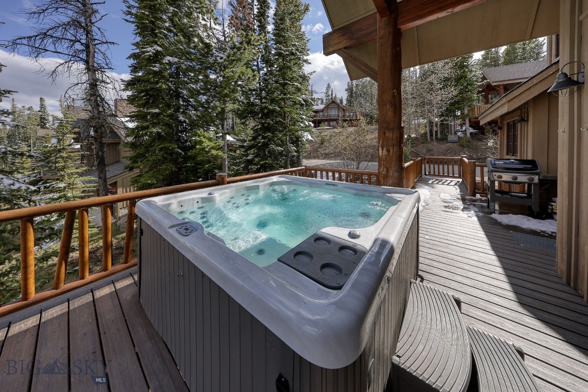 5 Shadow Ridge Property Photo 48