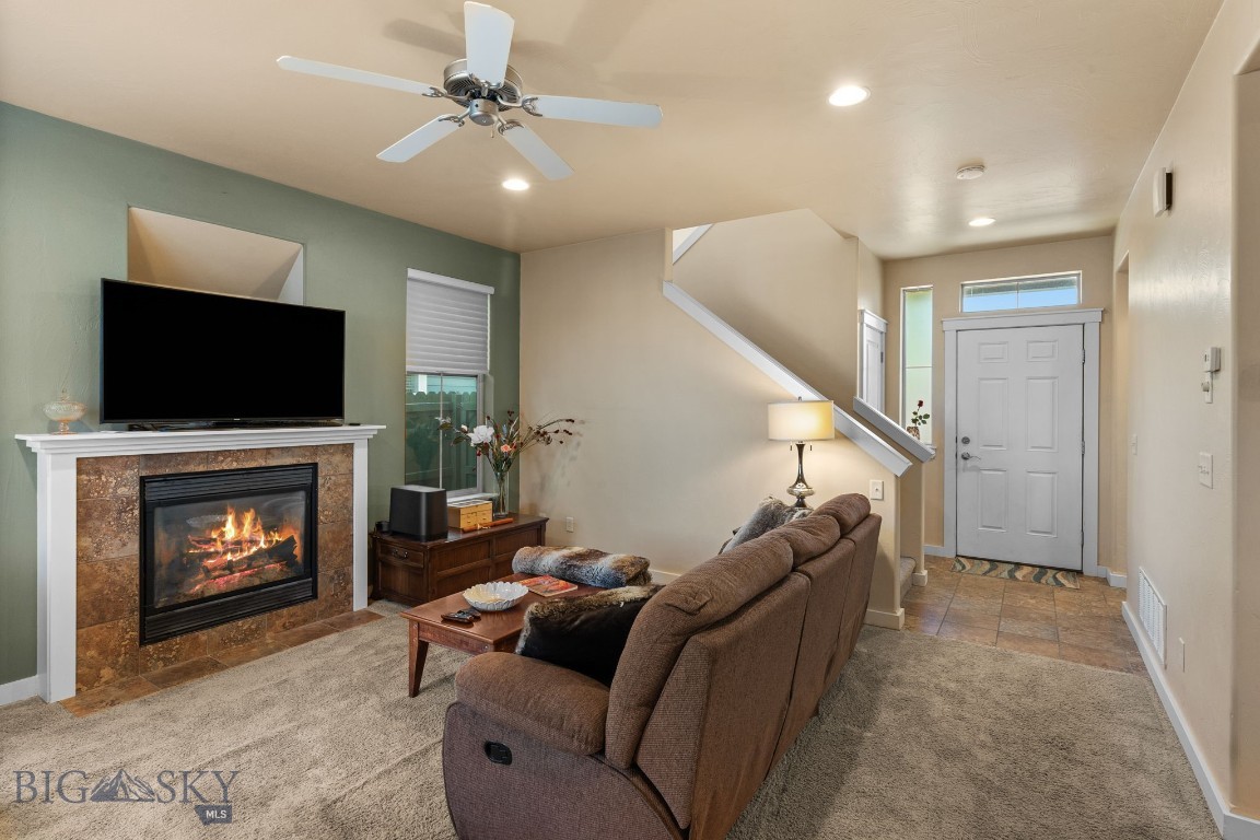 3825 Equestrian Ln. Property Photo 6