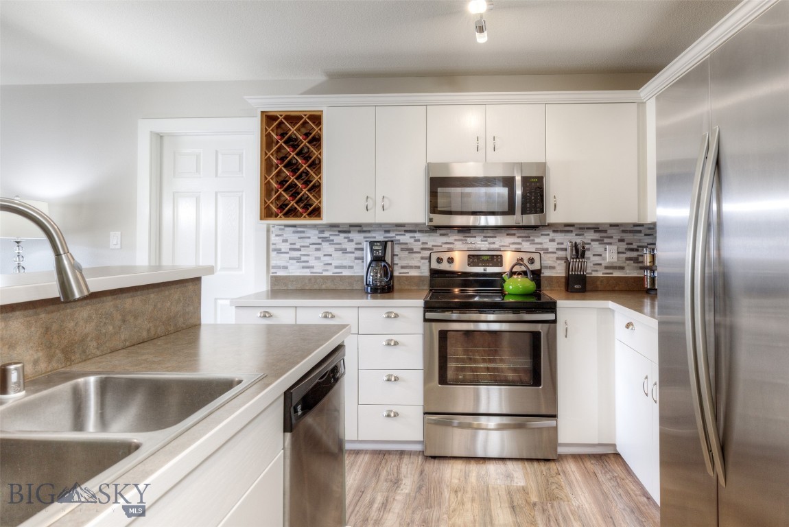 155 Aurora Lights Drive B8 Property Photo 4