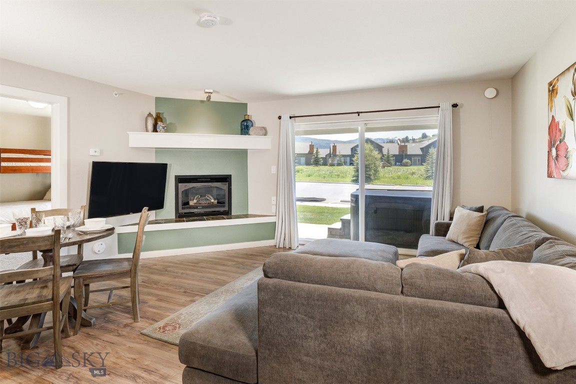 155 Aurora Lights Drive B8 Property Photo 6