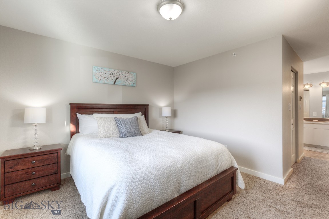 155 Aurora Lights Drive B8 Property Photo 13