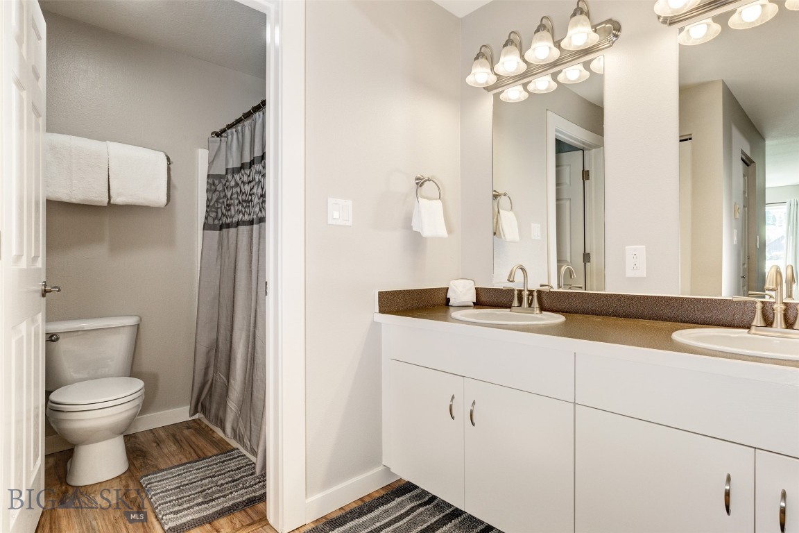 155 Aurora Lights Drive B8 Property Photo 14