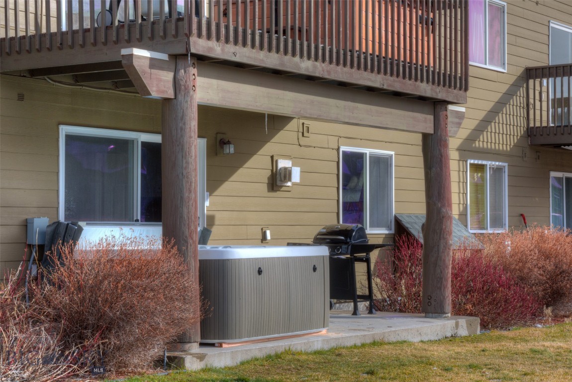 155 Aurora Lights Drive B8 Property Photo 19