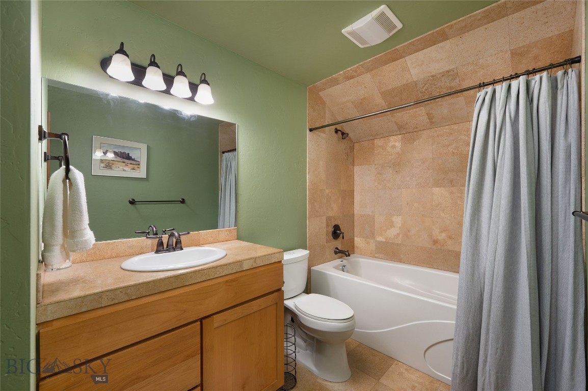 2490 E Cedar Meadows Lane Property Photo 73