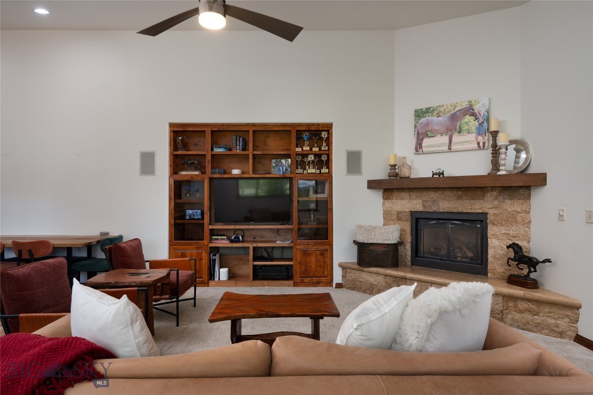 2490 E Cedar Meadows Lane Property Photo 42