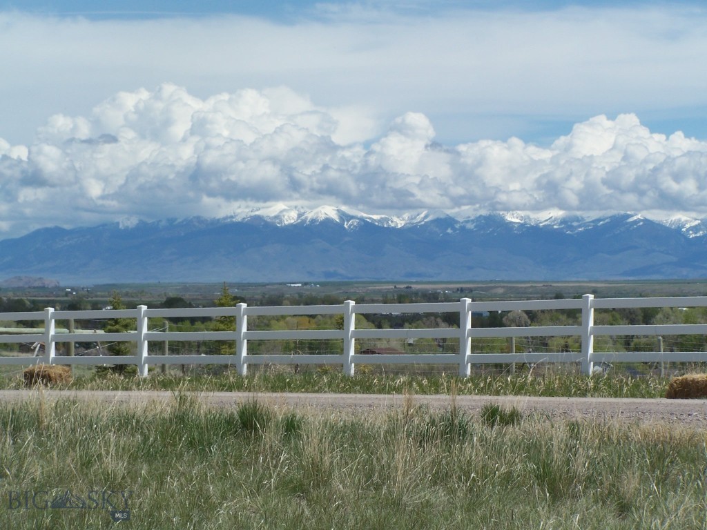 117 Expedition Drive Property Photo 3