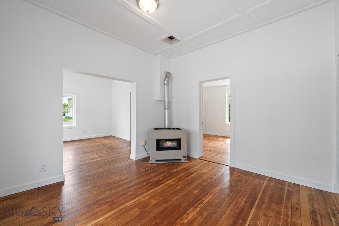 106 S I Property Photo 12