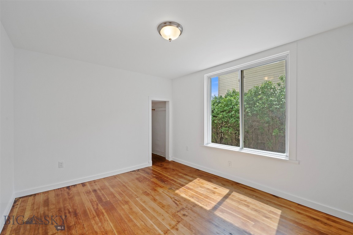 106 S I Property Photo 15