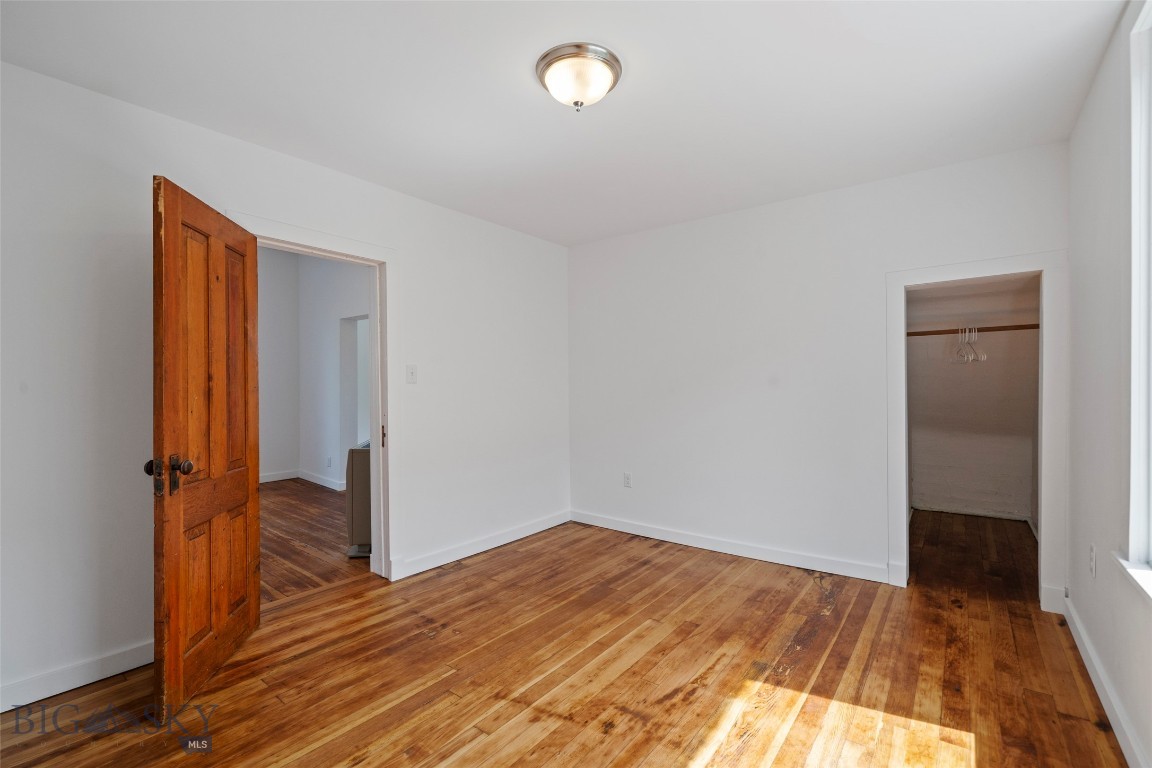 106 S I Property Photo 16