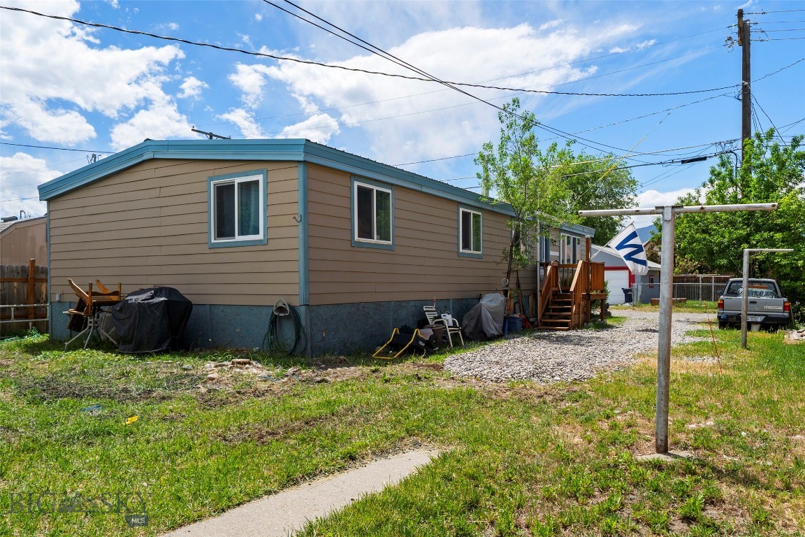106 S I Property Photo 33