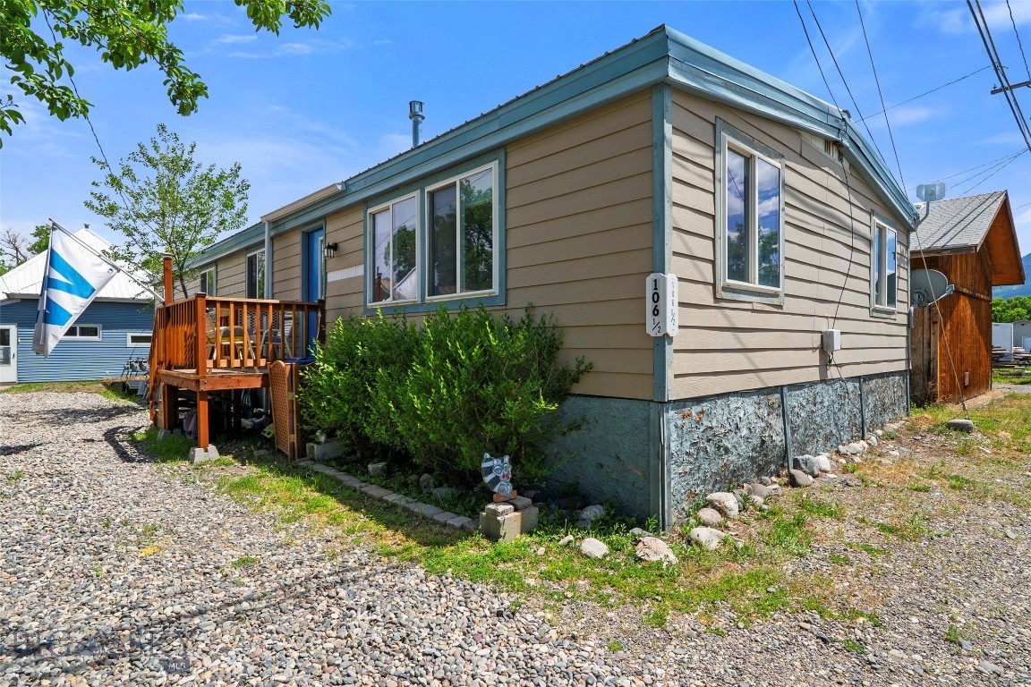 106 S I Property Photo 34
