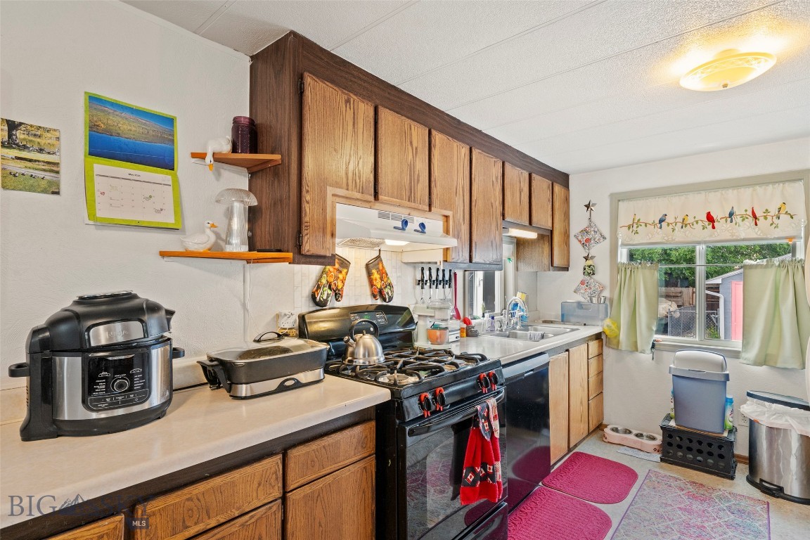 106 S I Property Photo 45