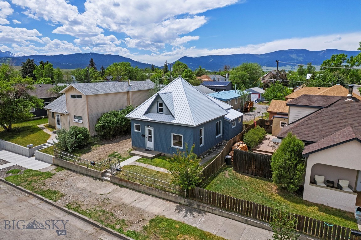 106 S I Property Photo 50