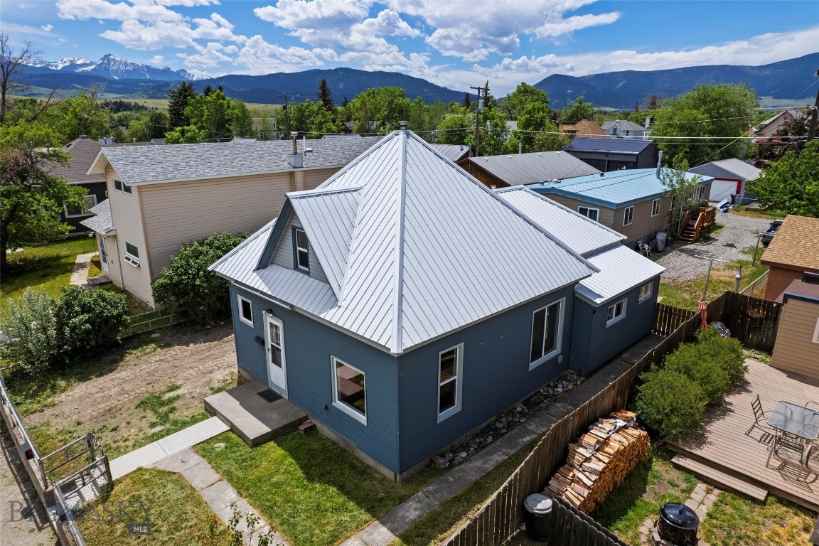 106 S I Property Photo 63