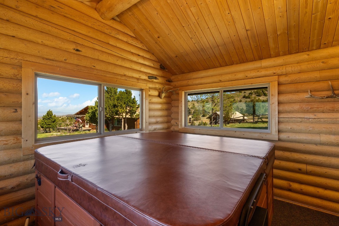 25 Sundowner Road Property Photo 63