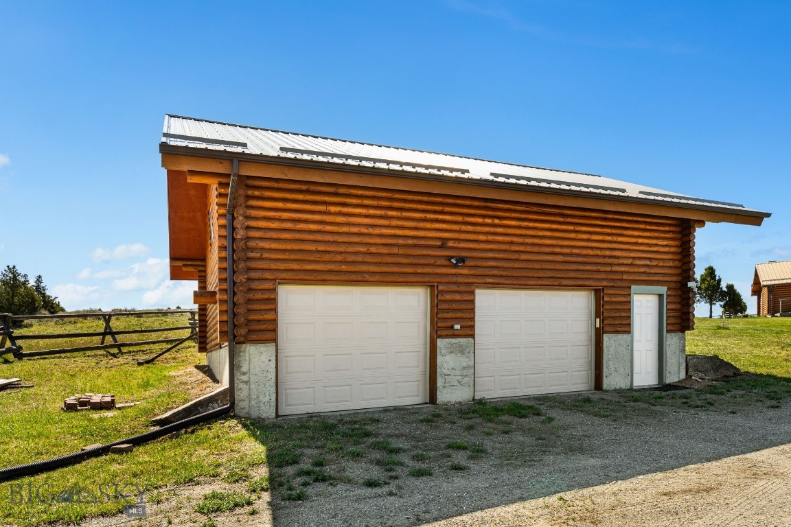 25 Sundowner Road Property Photo 65