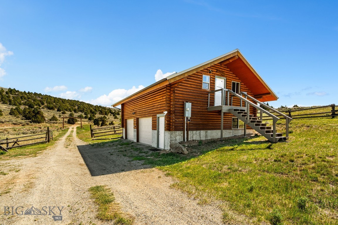 25 Sundowner Road Property Photo 66