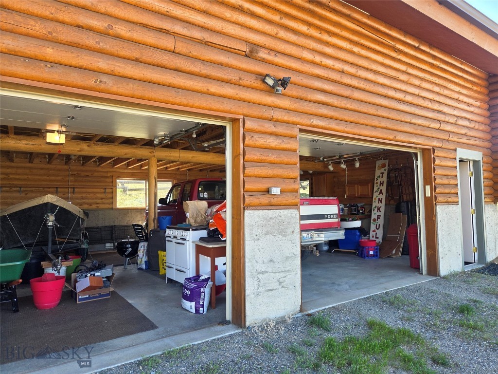 25 Sundowner Road Property Photo 67