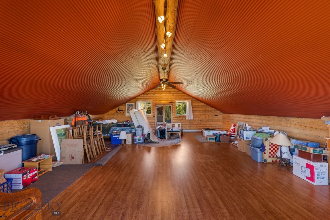25 Sundowner Road Property Photo 71