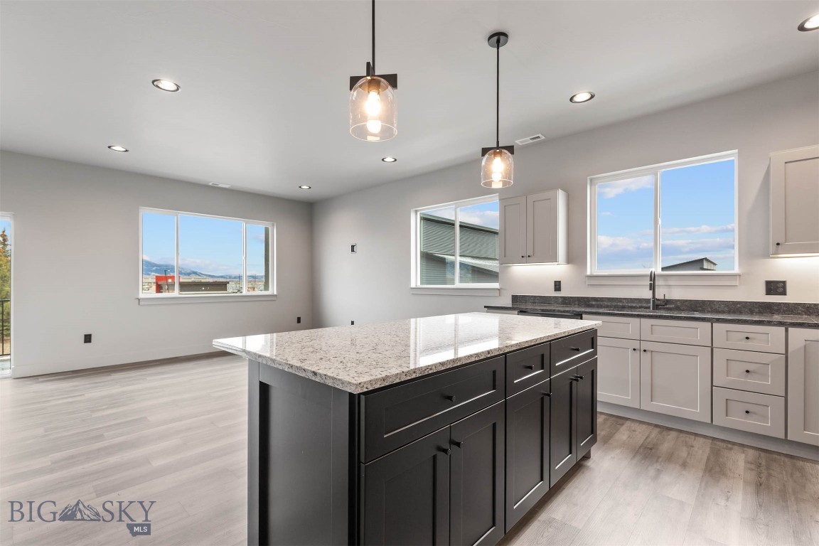 202 Fletching Unit B Property Photo 6