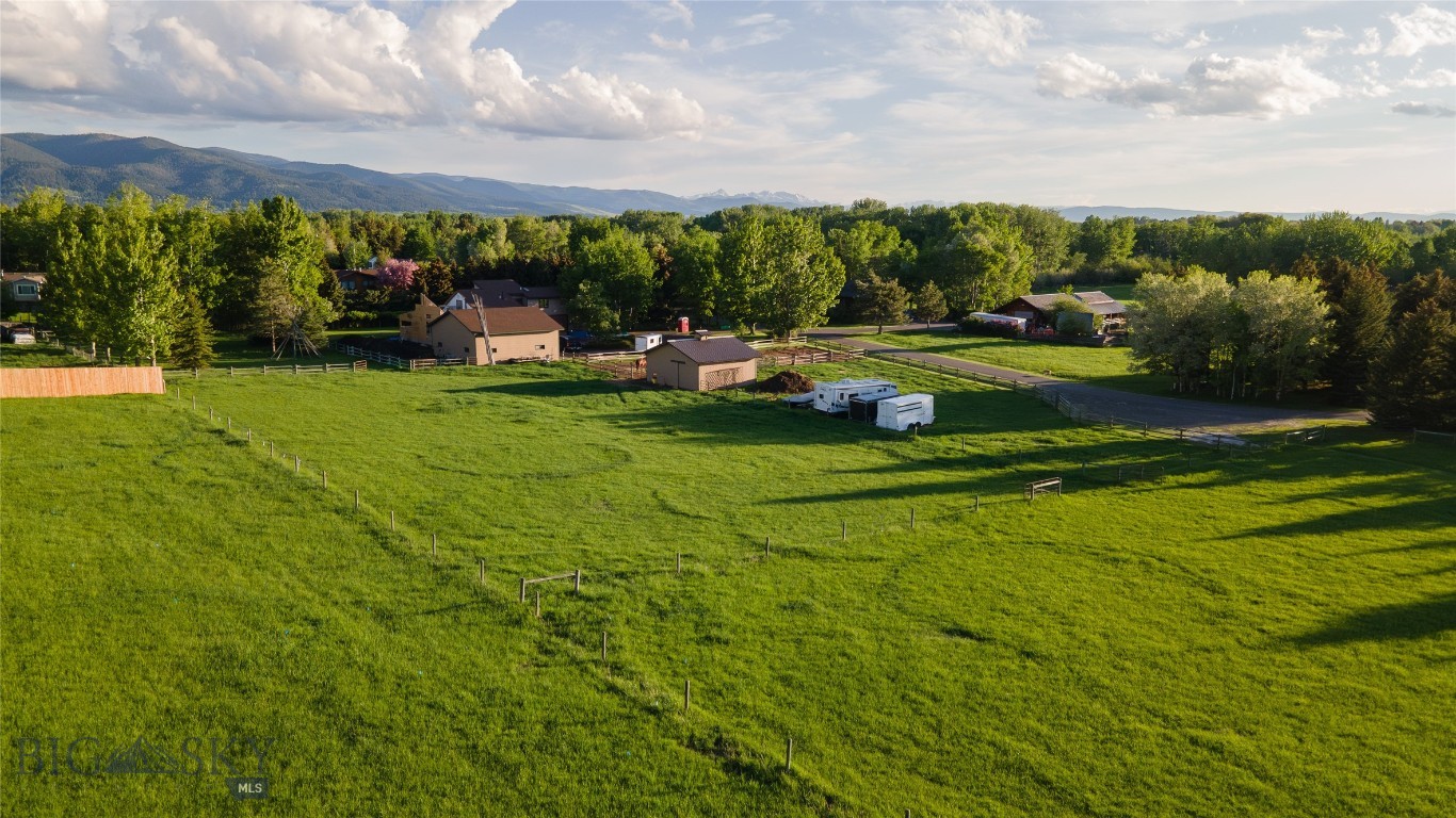 3751 Sourdough Road Property Photo 7