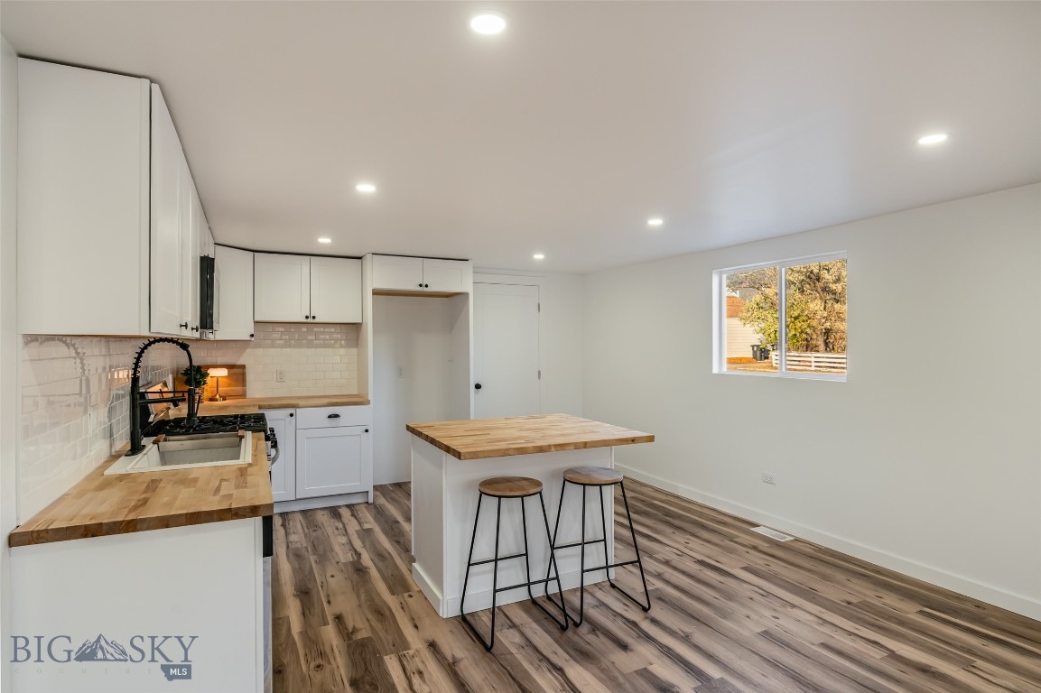 2945 Amherst Avenue Property Photo 15