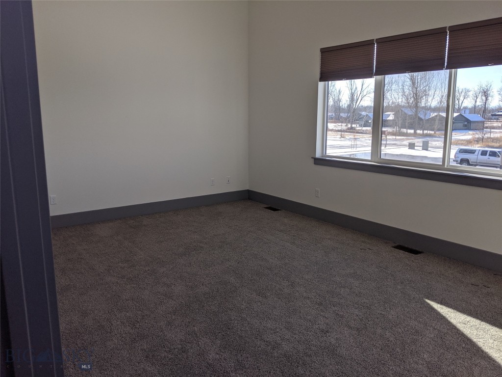 77 Riverway Road Property Photo 18