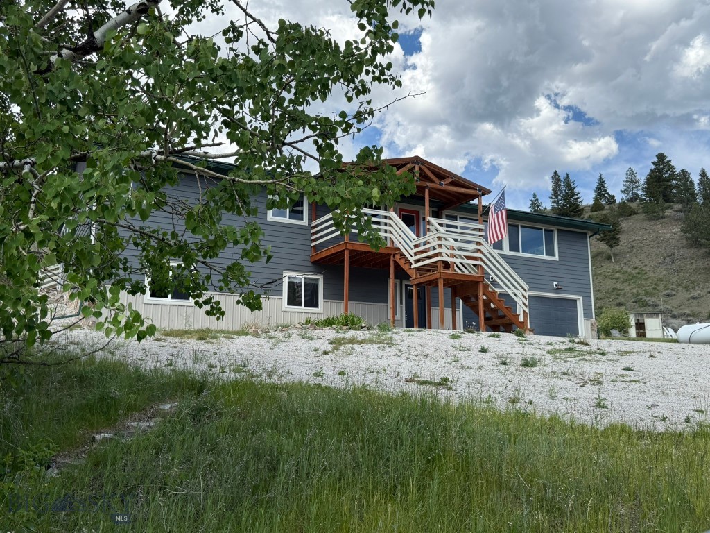 11 Upper Greyson Creek Road Property Photo 1