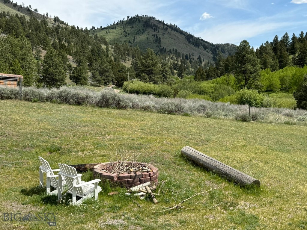 11 Upper Greyson Creek Road Property Photo 3