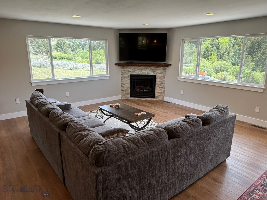 11 Upper Greyson Creek Road Property Photo 15