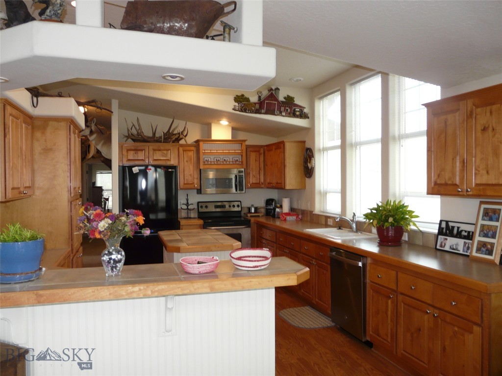 7543 Fowler Lane Property Photo 11
