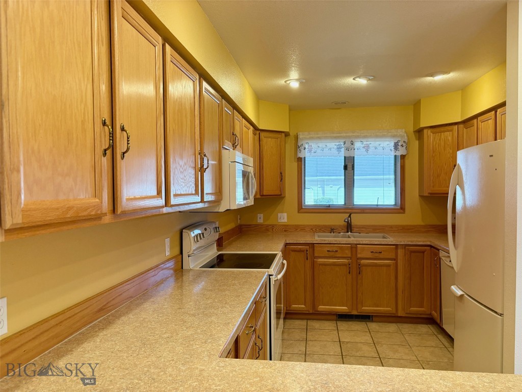 206 Aspen Loop Property Photo 11