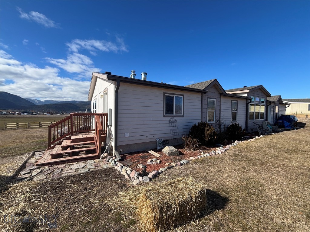 8198 Opsahl Trail Property Photo 1