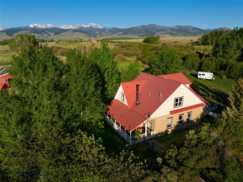 200 Pony Road Property Photo 3