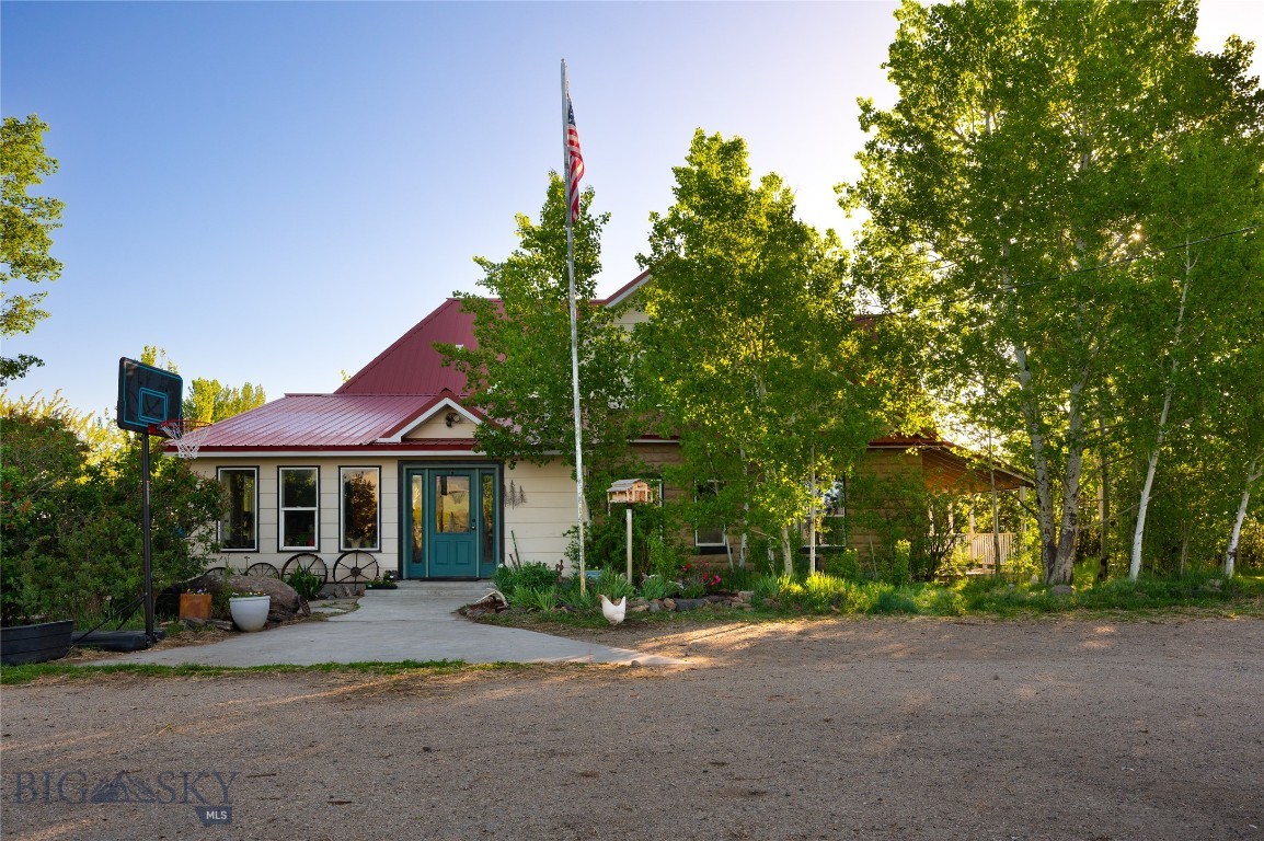 200 Pony Road Property Photo 6