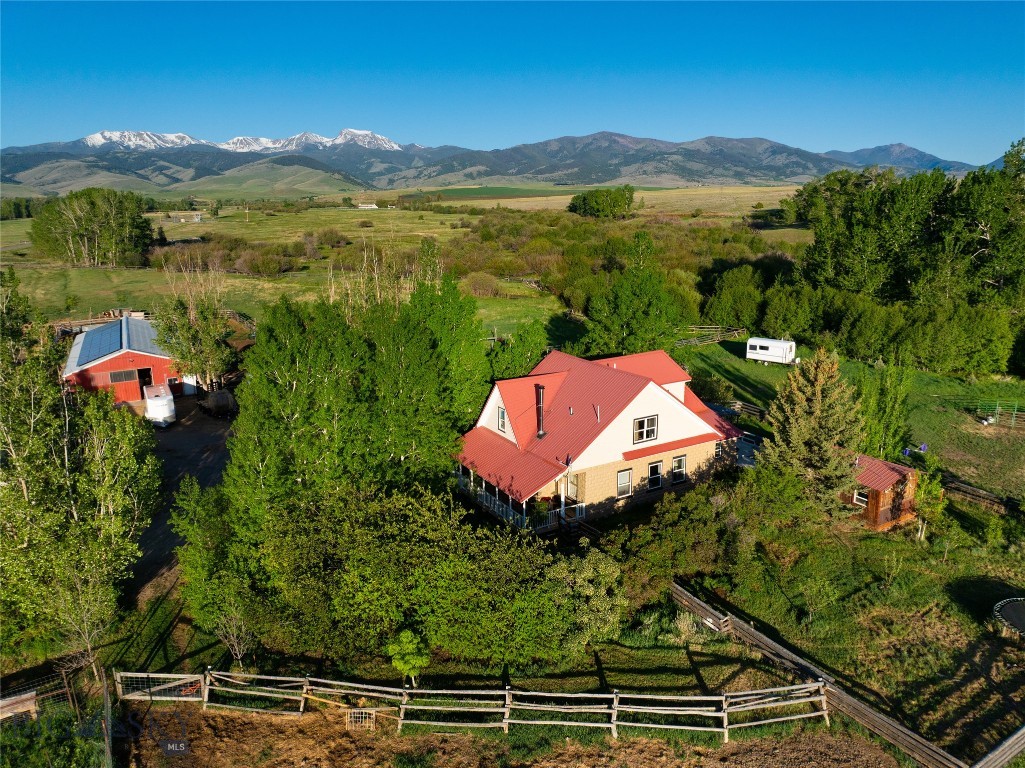 200 Pony Road Property Photo 9