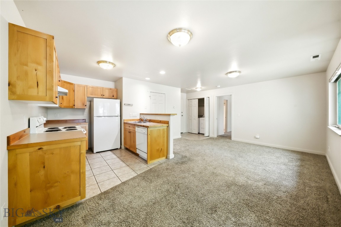 607 Professional Drive 4 Property Photo 7