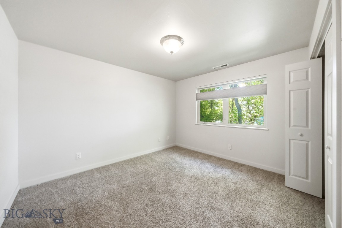 607 Professional Drive 4 Property Photo 8