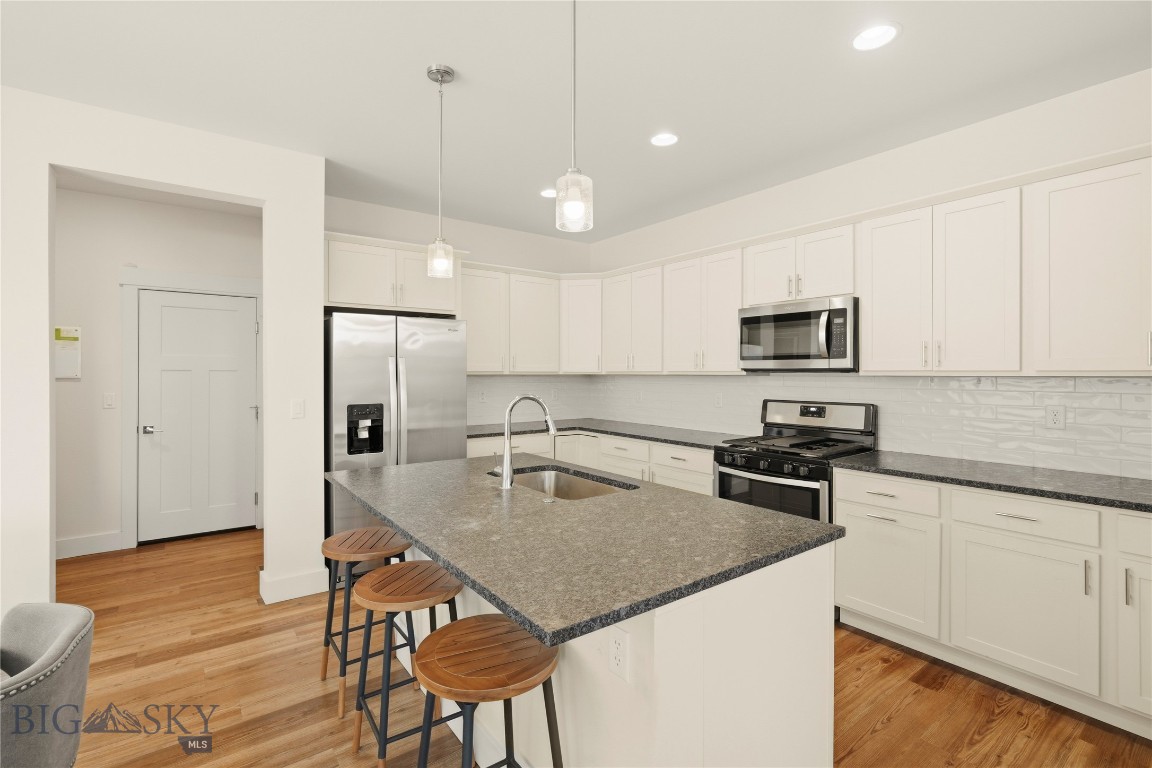 916 Dillinger Drive Property Photo 17