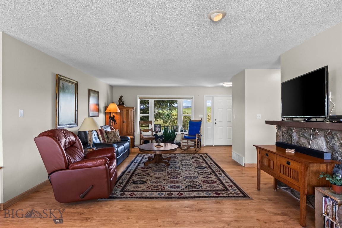 21 Mcpherson Lane Property Photo 14