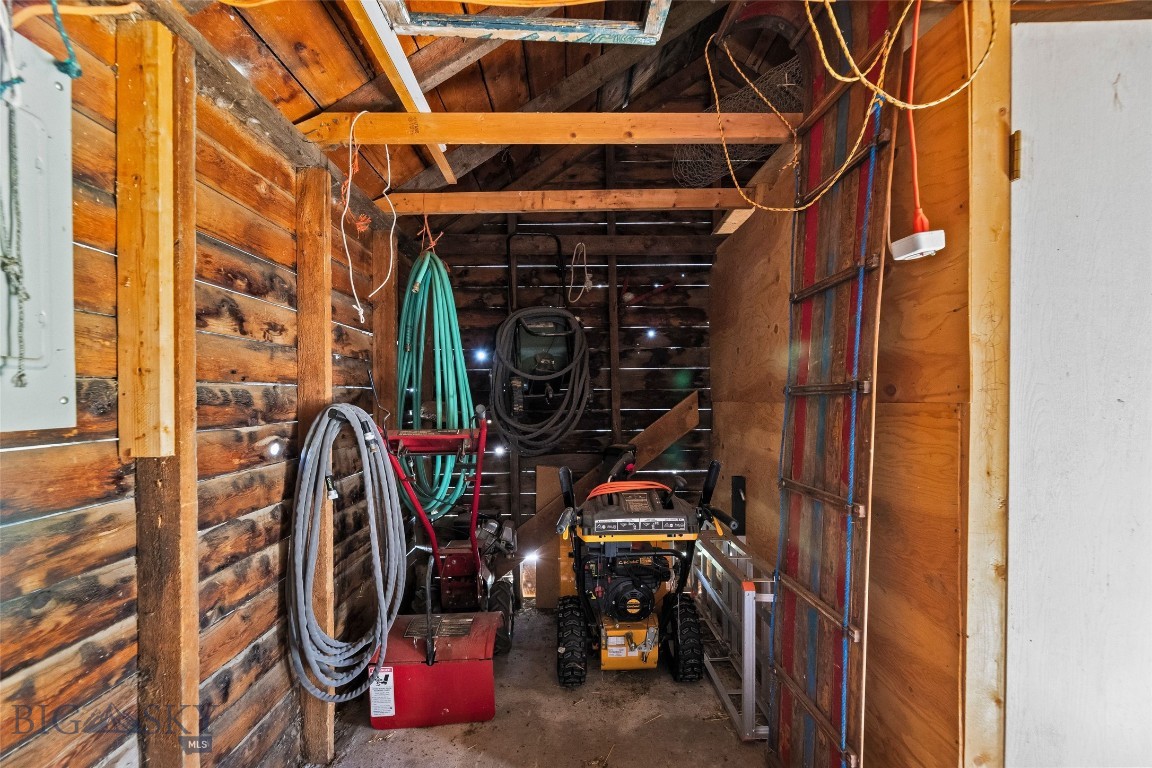 21 Mcpherson Lane Property Photo 47