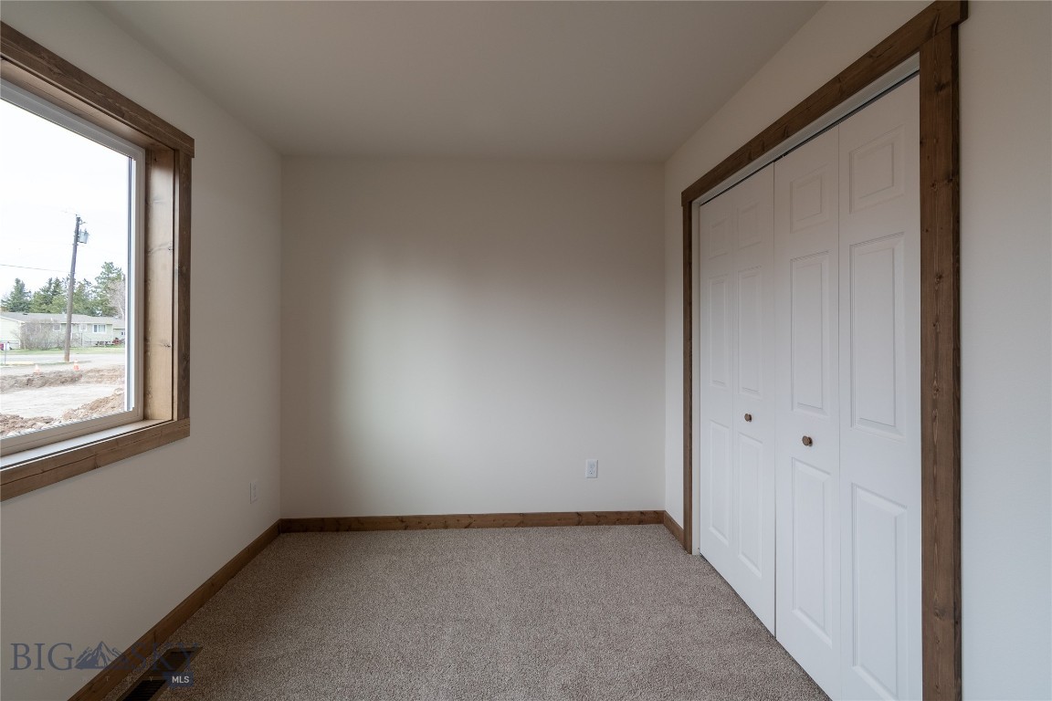 306 W 9th Avenue Property Photo 20