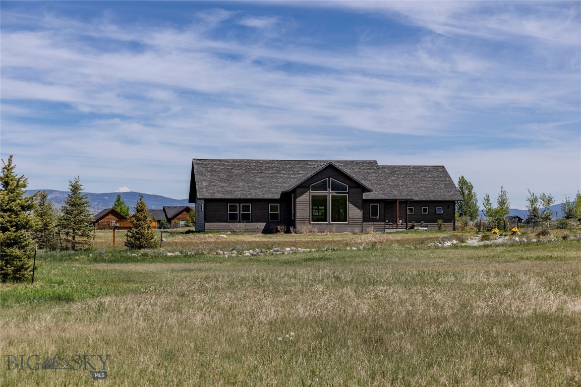 34 Obsidian Road Property Photo 40