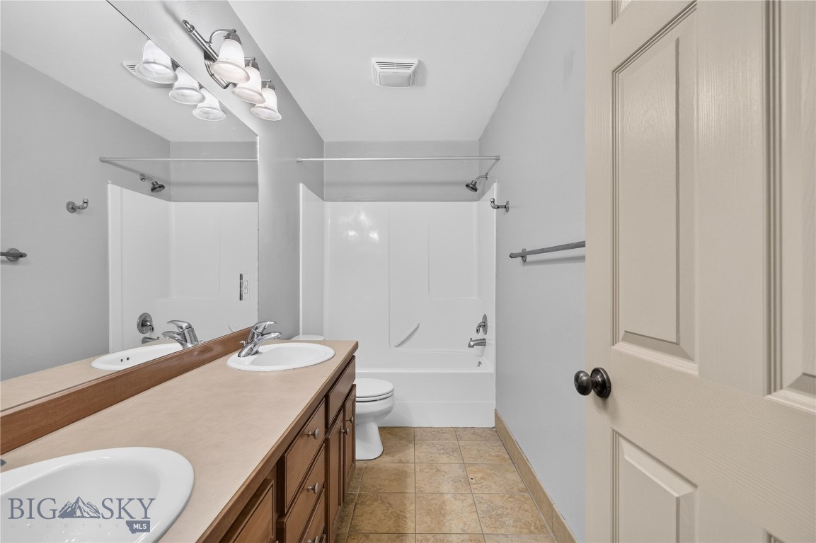 855 N 15th Avenue Property Photo 20