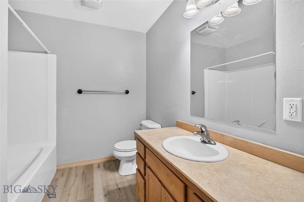 855 N 15th Avenue Property Photo 21