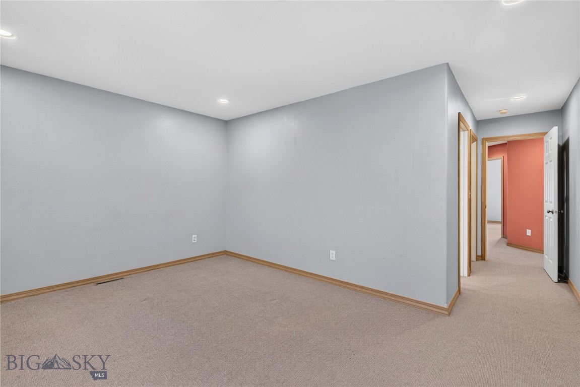 855 N 15th Avenue Property Photo 23