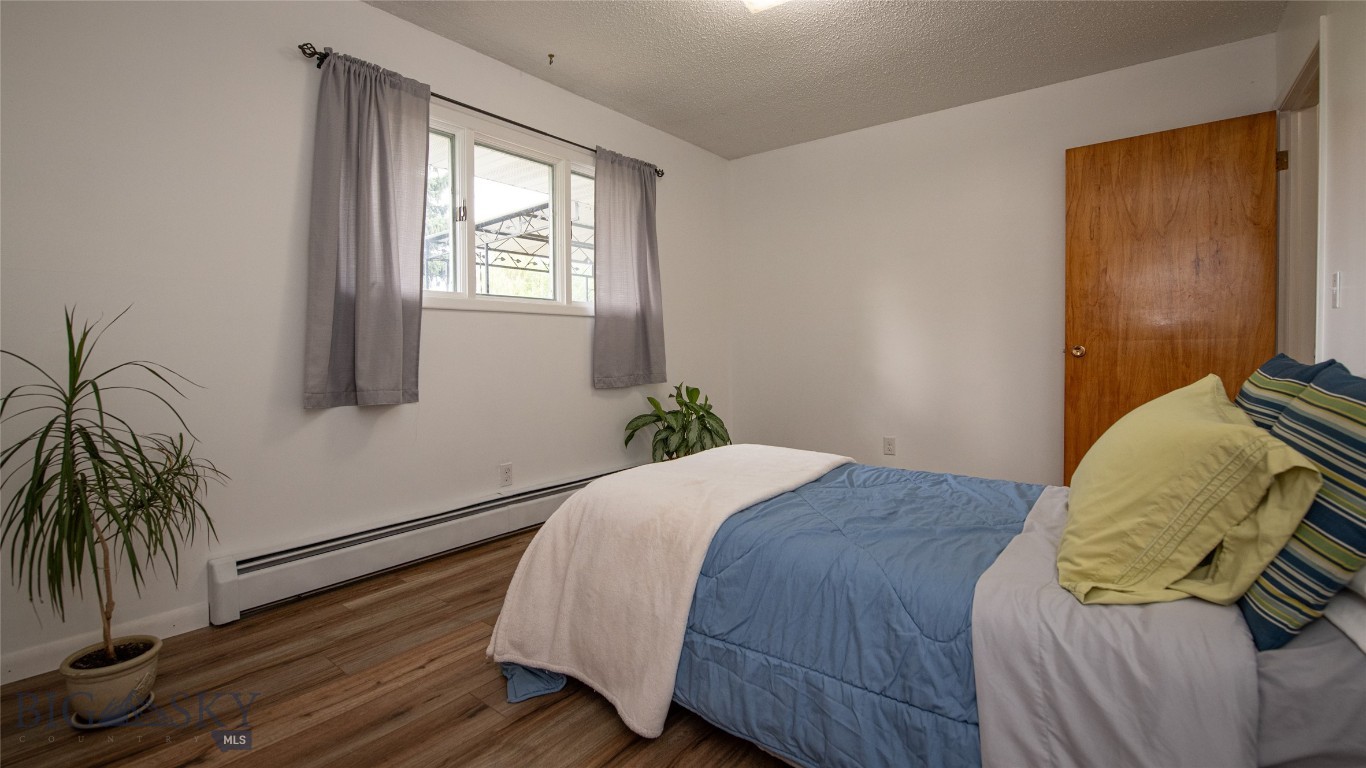 6235 Leonard Street Property Photo 23